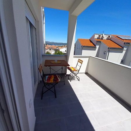 Apartments M & L Murter Exterior foto